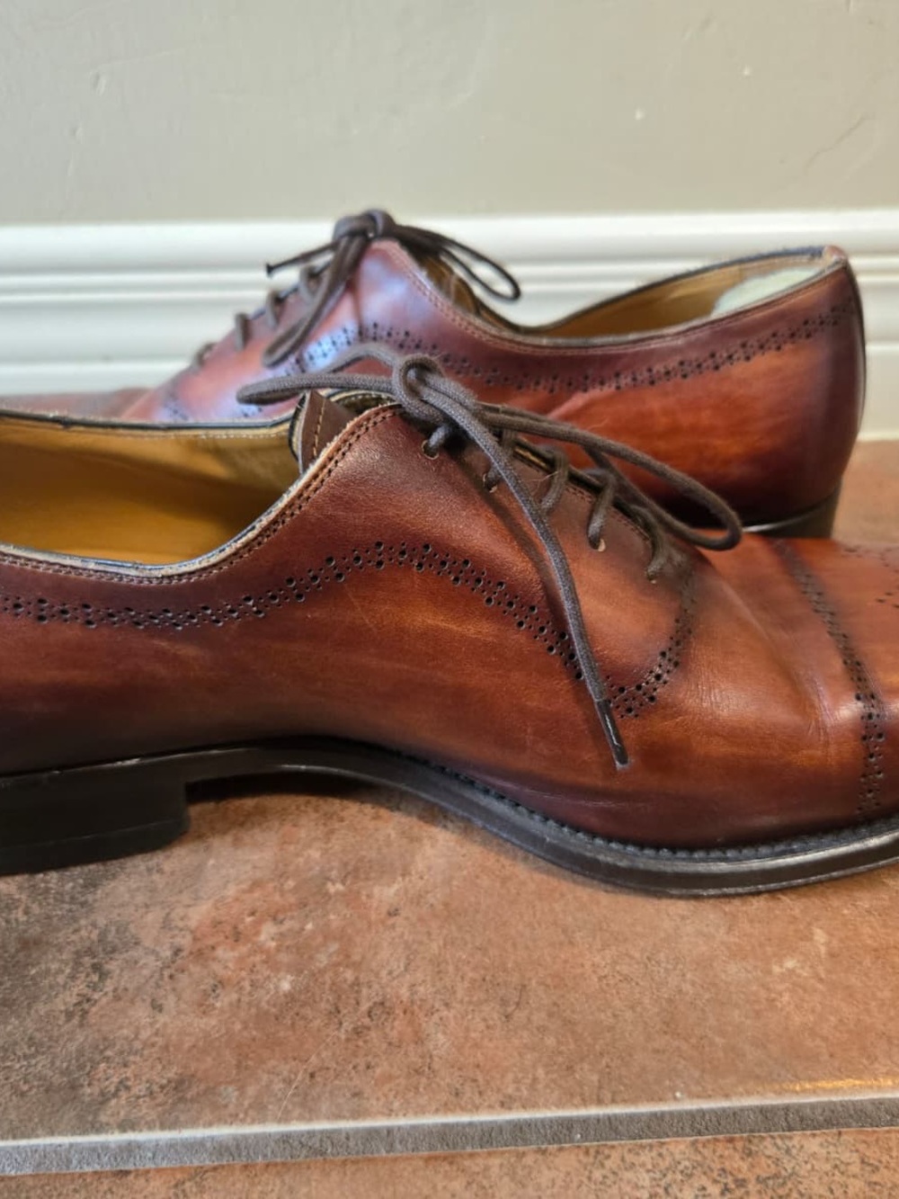 Men's Leather Derby Shoes in Rich Brown with Brogue Detail - Picture 2 of 8
